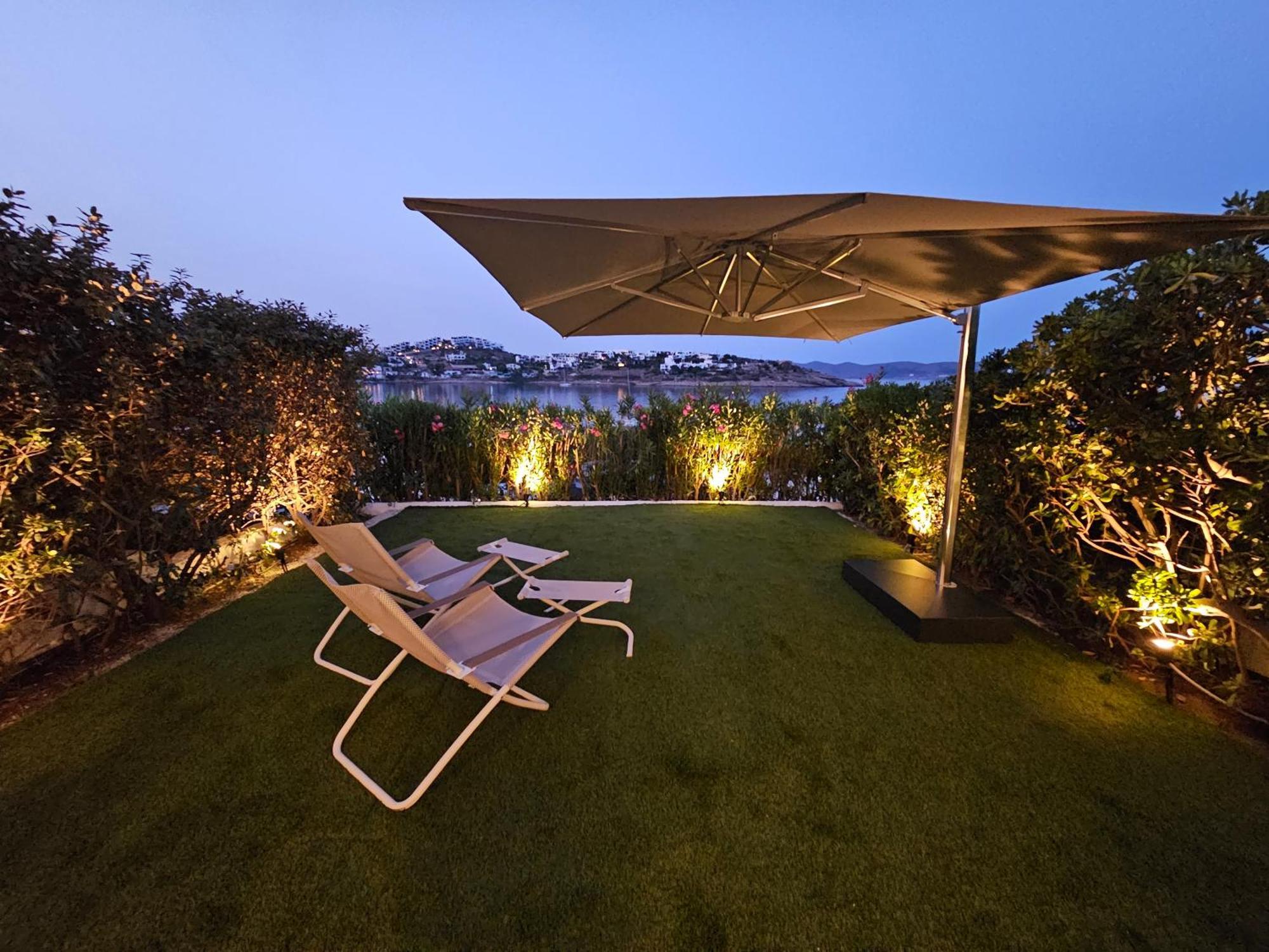 Sounio - Waterfront Luxury Spa Villa Pounta Zeza 170 Sqm On Private Beach Суніон Екстер'єр фото